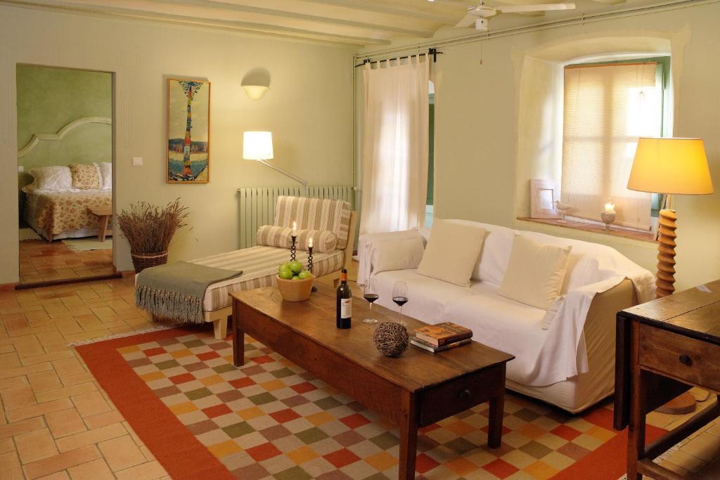Hotel La Placa Madremanya Buitenkant foto