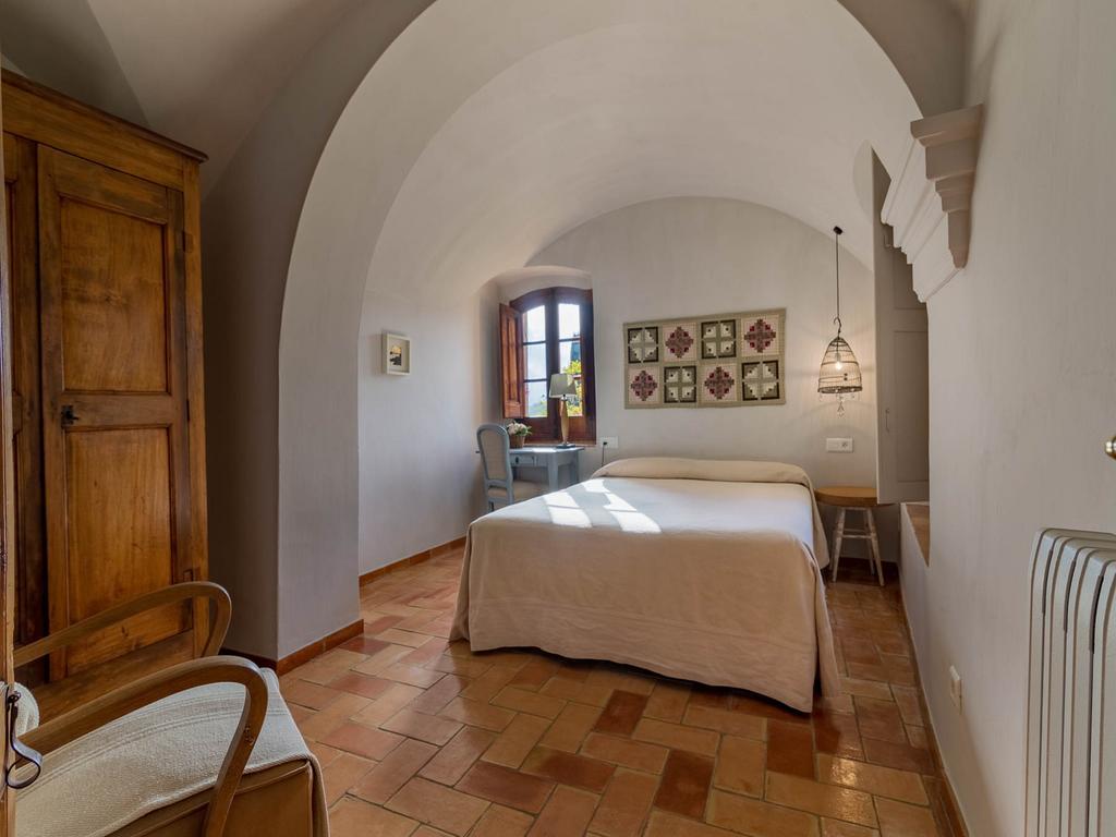Hotel La Placa Madremanya Buitenkant foto