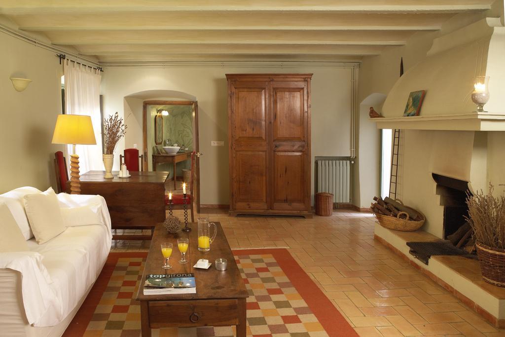 Hotel La Placa Madremanya Buitenkant foto