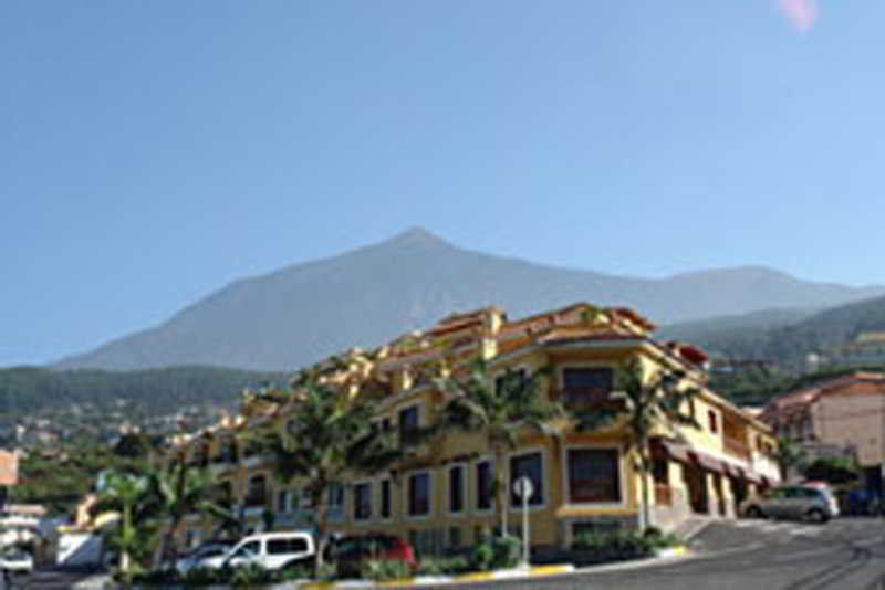 Hotel La Placa Madremanya Buitenkant foto