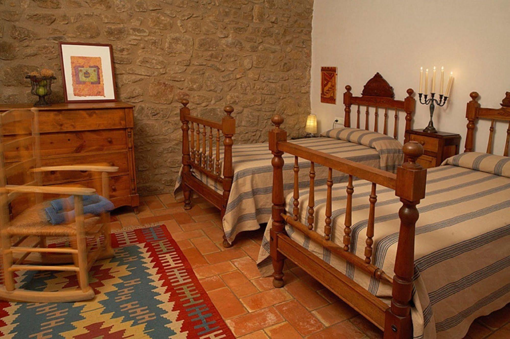 Hotel La Placa Madremanya Buitenkant foto